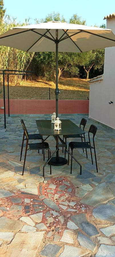 4 Seasons Vila Lávrion Exterior foto